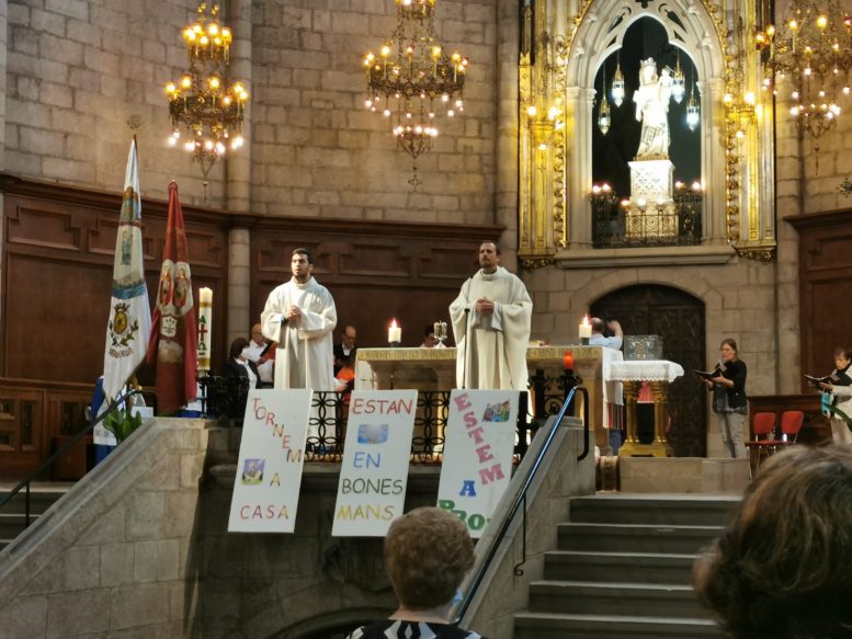 Primera missa bisbe Novell