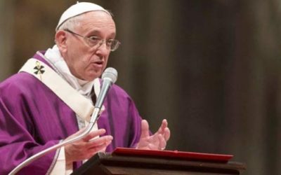 El papa Francisco pide discernir y examinar dentro del corazón las mentiras de los falsos profetas