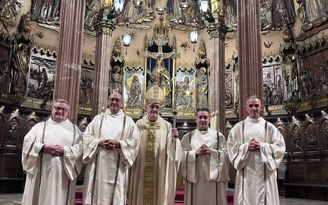 TERRASSA. La Catedral de Terrassa acull l’ordenació de quatre diaques permanents al servei de la diòcesi