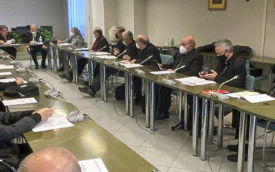 Los obispos celebran la Eucaristía en la última de las cuatro basílicas mayores, San Pablo Extramuros