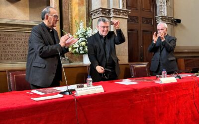 El Dr. Armand Puig i Tàrrech recibe la Medalla de Honor del Ateneu Universitari Sant Pacià